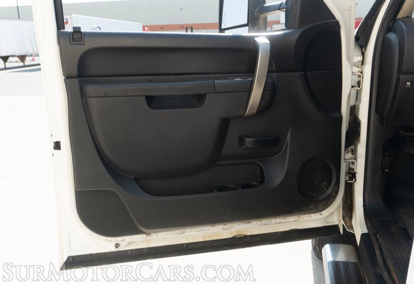 2014 GMC Sierra 2500HD - Image 30