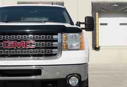 2014 GMC Sierra 2500HD - Image 3