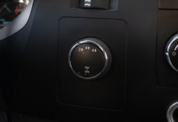 2014 GMC Sierra 2500HD - Image 21