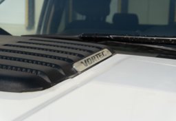 2014 GMC Sierra 2500HD - Image 9