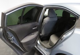 2020 Toyota Corolla - Image 23