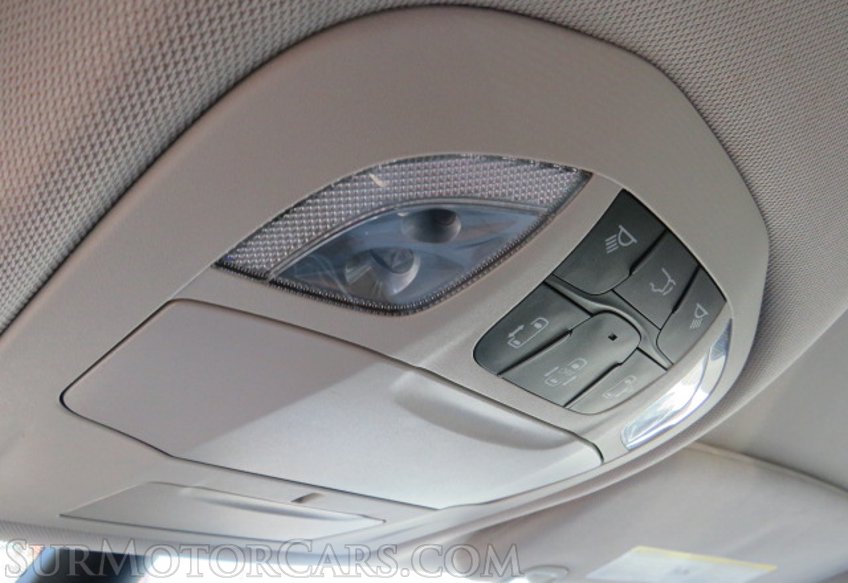 2019 Chrysler Pacifica - Image 42