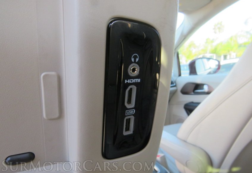 2019 Chrysler Pacifica - Image 51