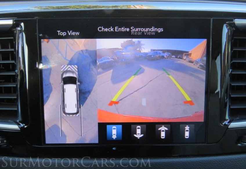 2019 Chrysler Pacifica - Image 35