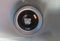 2019 Chrysler Pacifica - Image 40