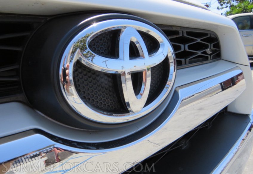 2018 Toyota 4Runner - Image 19