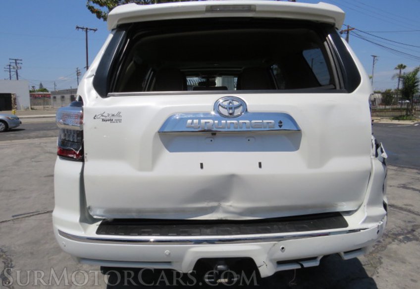 2018 Toyota 4Runner - Image 14