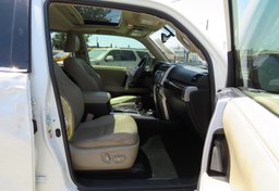 2018 Toyota 4Runner - Image 30
