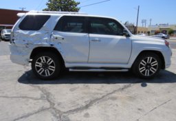 2018 Toyota 4Runner - Image 10