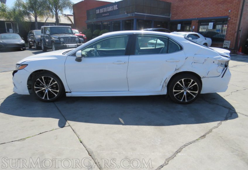 2020 Toyota Camry - Image 10