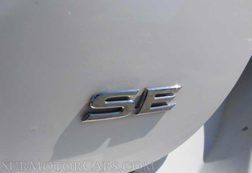 2020 Toyota Camry - Image 15