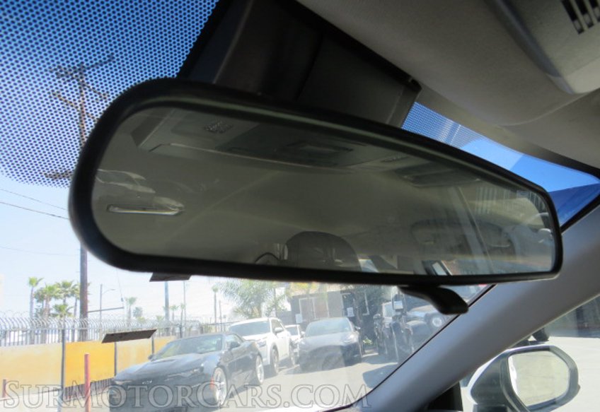 2020 Toyota Camry - Image 38