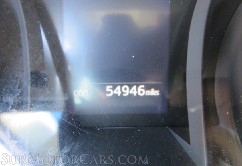 2020 Toyota Camry - Image 28