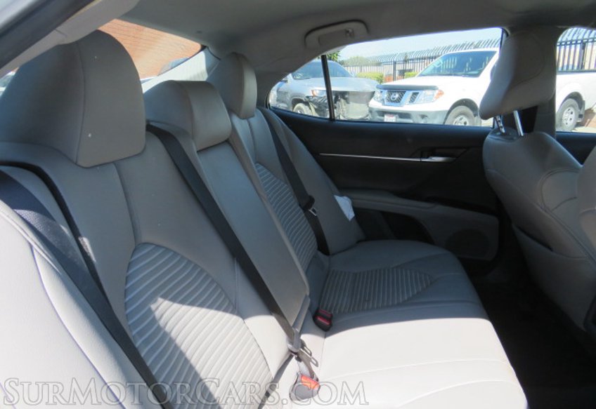 2020 Toyota Camry - Image 25