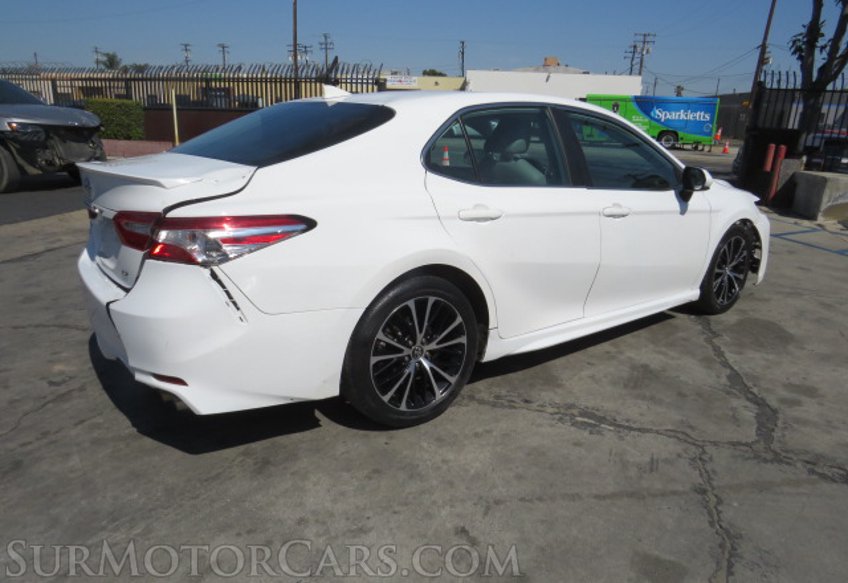 2020 Toyota Camry - Image 7