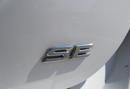 2020 Toyota Camry - Image 15