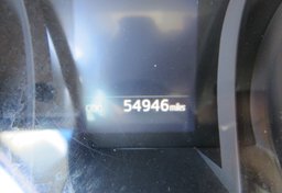 2020 Toyota Camry - Image 28