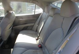 2020 Toyota Camry - Image 24