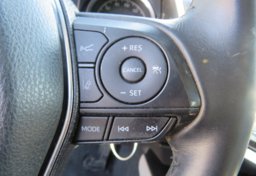 2020 Toyota Camry - Image 31