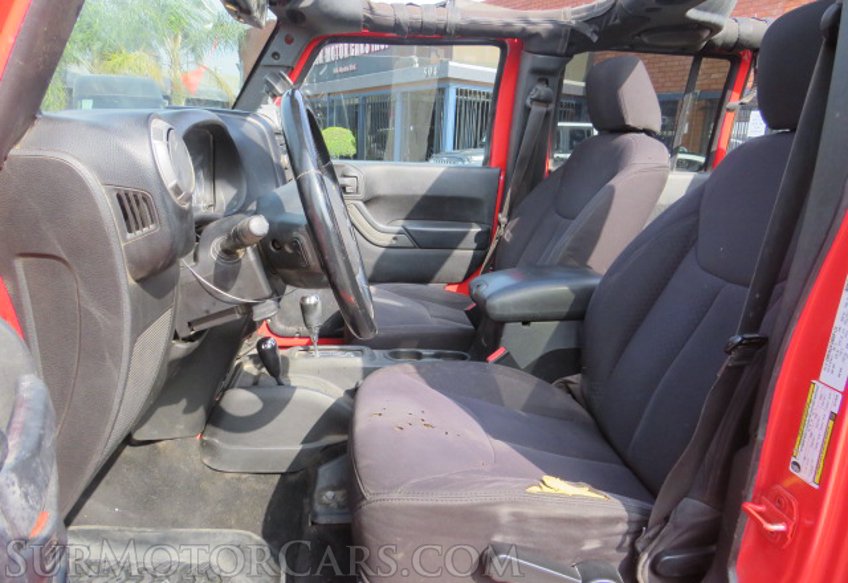 2013 Jeep Wrangler Unlimited - Image 16