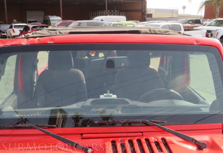 2013 Jeep Wrangler Unlimited - Image 13