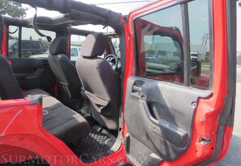2013 Jeep Wrangler Unlimited - Image 24