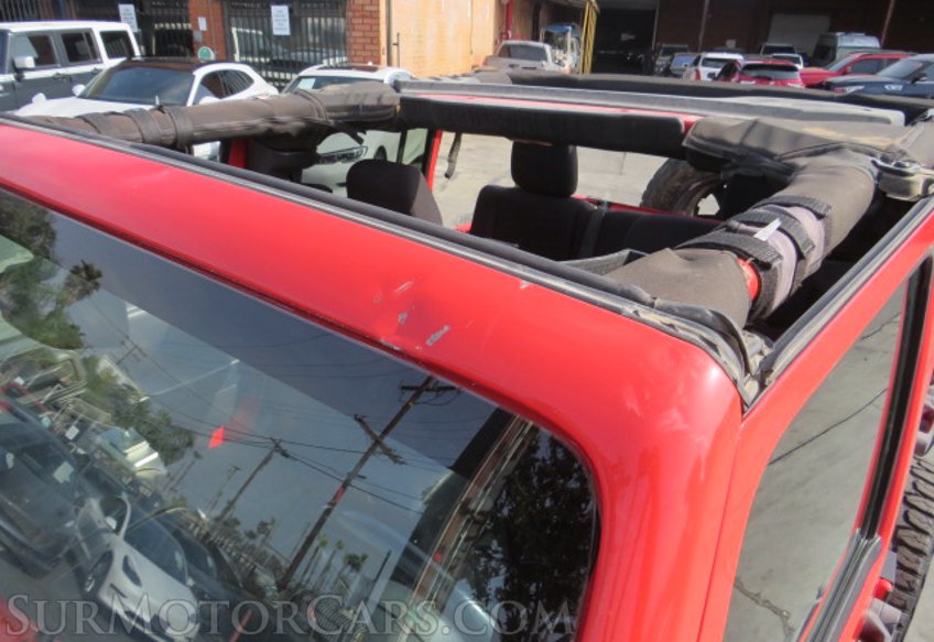 2013 Jeep Wrangler Unlimited - Image 14