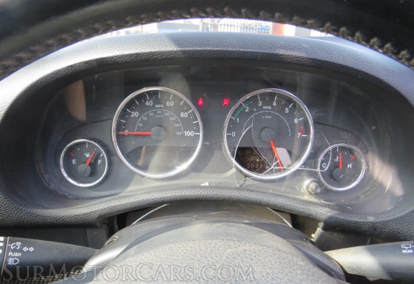 2013 Jeep Wrangler Unlimited - Image 31