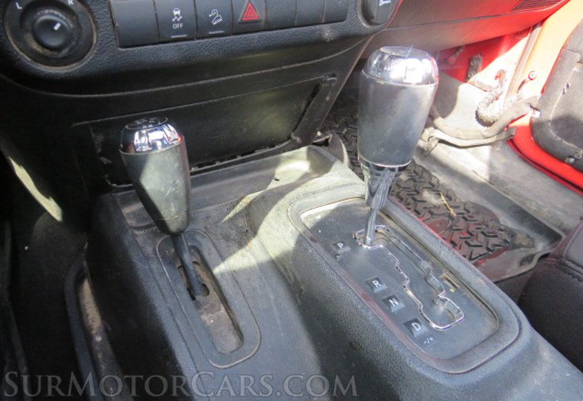 2013 Jeep Wrangler Unlimited - Image 35