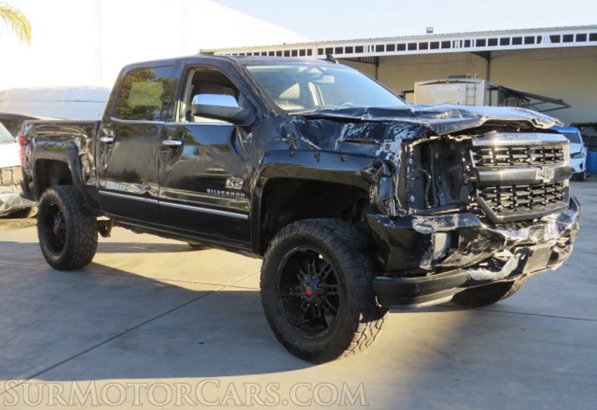 2017 Chevrolet Silverado 1500 - Image 4