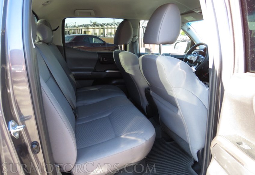 2021 Toyota Tacoma - Image 29