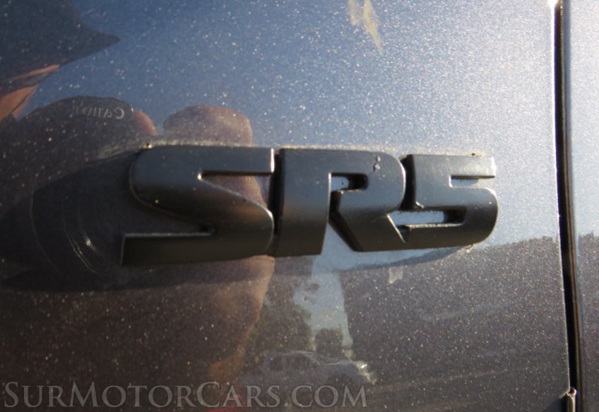 2021 Toyota Tacoma - Image 18