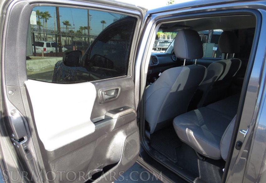 2021 Toyota Tacoma - Image 25