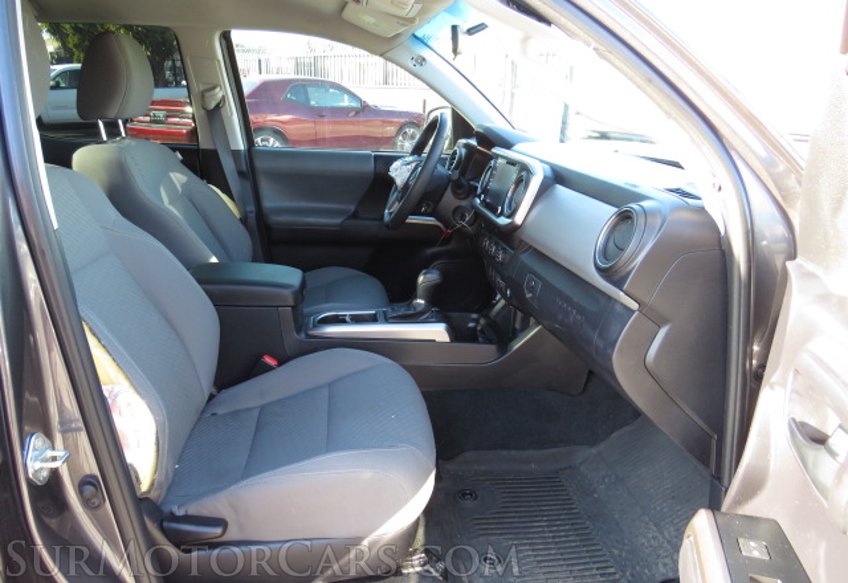 2021 Toyota Tacoma - Image 21