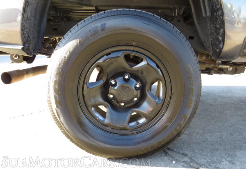 2021 Toyota Tacoma - Image 11