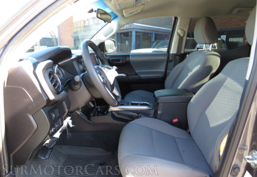 2021 Toyota Tacoma - Image 24