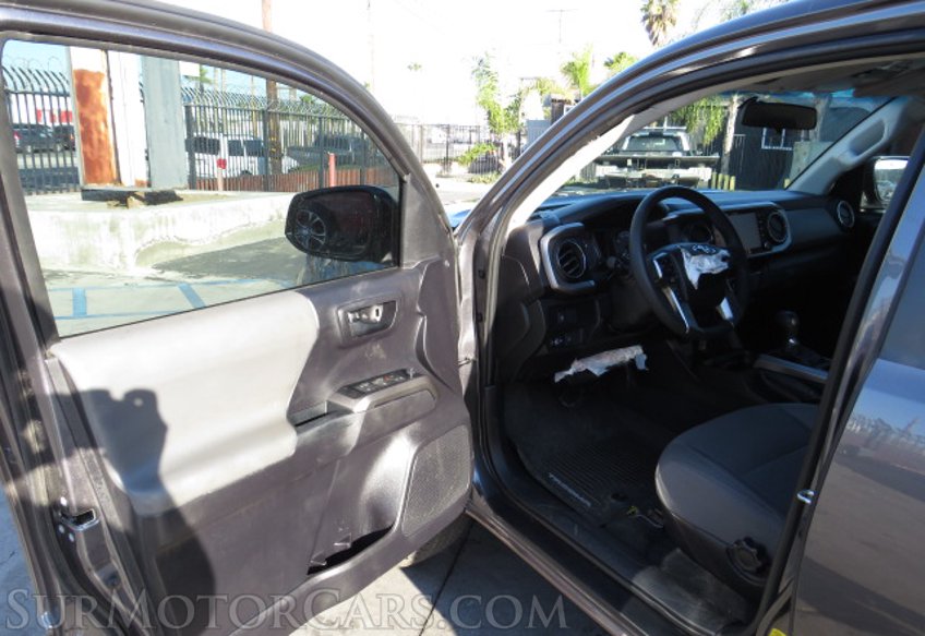 2021 Toyota Tacoma - Image 19