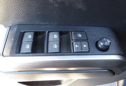 2021 Toyota Tacoma - Image 44