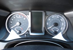 2021 Toyota Tacoma - Image 32