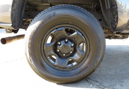 2021 Toyota Tacoma - Image 11