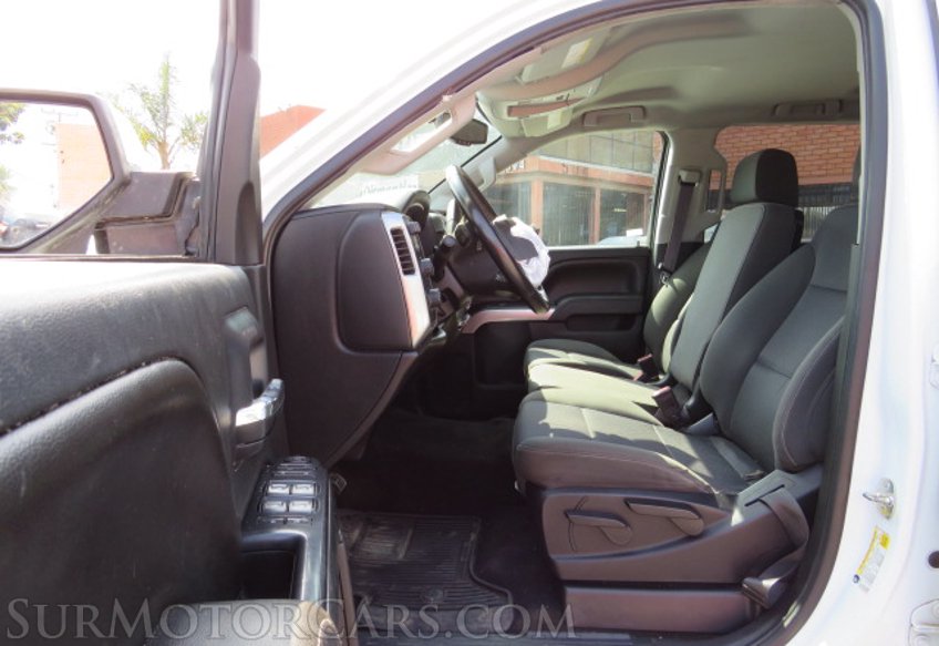 2017 Chevrolet Silverado 2500HD - Image 31