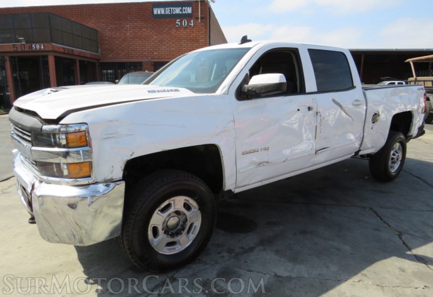 2017 Chevrolet Silverado 2500HD - Image 3