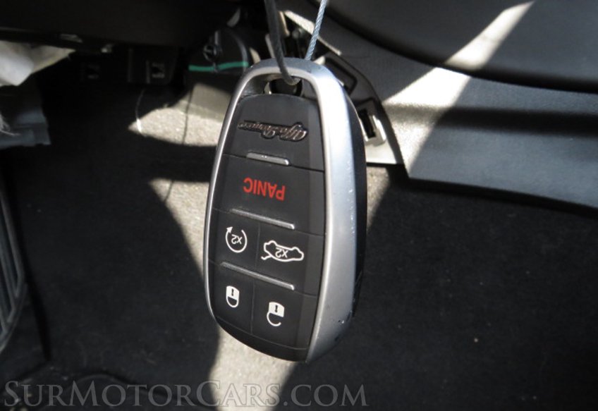 2017 Alfa Romeo Giulia - Image 43