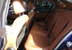 2017 Alfa Romeo Giulia - Image 24