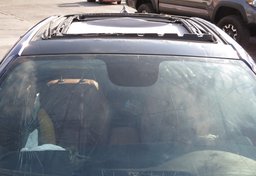 2017 Alfa Romeo Giulia - Image 14