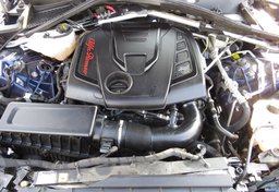 2017 Alfa Romeo Giulia - Image 47