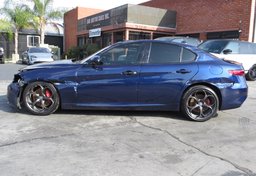 2017 Alfa Romeo Giulia - Image 3