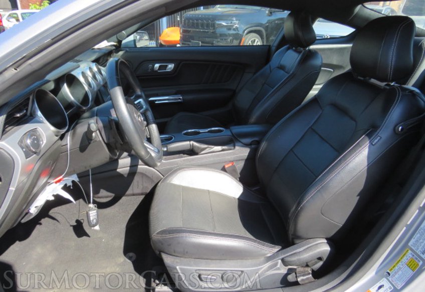 2020 Ford Mustang - Image 21