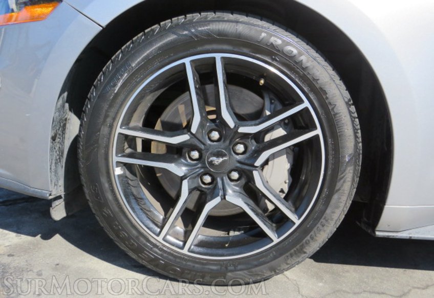 2020 Ford Mustang - Image 16