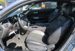 2020 Ford Mustang - Image 23